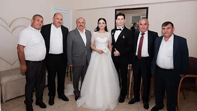 Belediye Başkanı Arslan, Yıldırım Ve Güner Ailelerinin Mutluluğuna Ortak Oldu