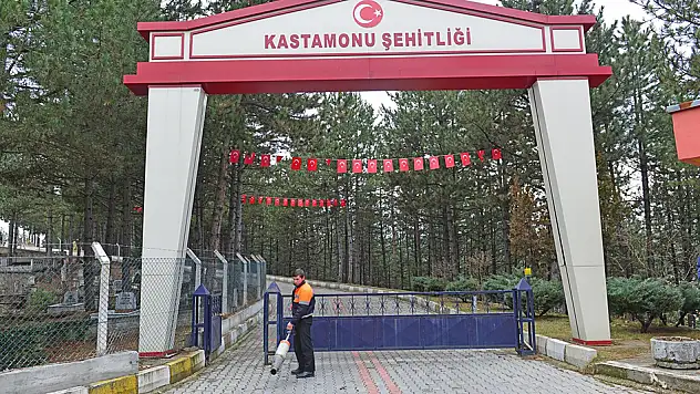 Belediye'den 'Şehitliğe' özel ilgi