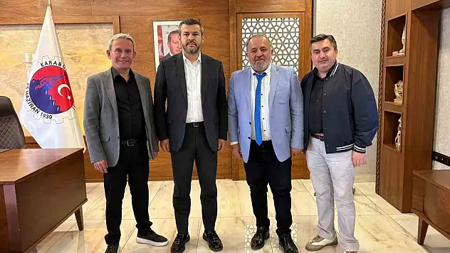 Berberler Ve Kuaförler Günü'nde Anlamlı Ziyaret