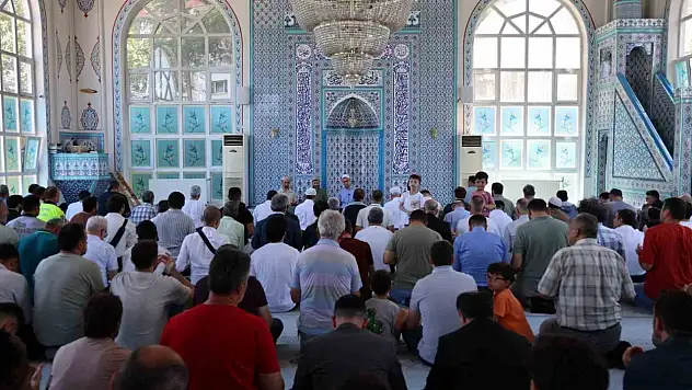 BEUN'da Millî İradenin Kahramanları Saygı, Rahmet ve Minnetle Anıldı