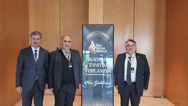 Rektör Özölçer, Akademik Tanıtım Toplantısına Katıldı