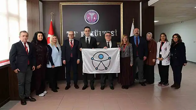BEUN Tıp Fakültesine 'Erişilebilirlik Belgesi' Ve 'Erişilebilirlik Logolu Bayrak'
