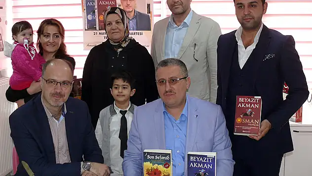 Beyazıt Akman okurları ile buluştu