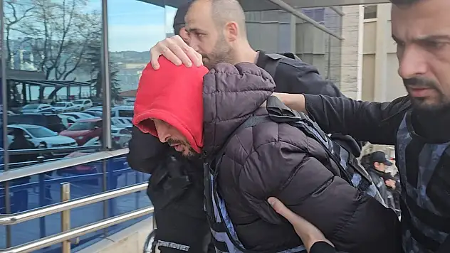 Cinayet Zanlısı Kendini 'Ben Ölecektim' Diye Savundu
