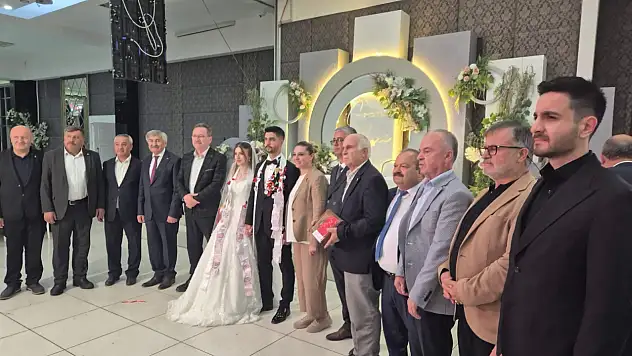 Binnur İle Ertan Evlendi