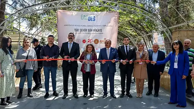 'Bir Şehir, Bin Hikâye' Fotoğraf Sergisi Açıldı
