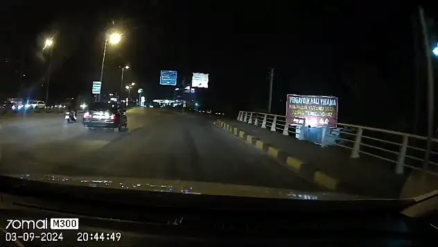 Motosikletle Buzdolabı Taşıdı