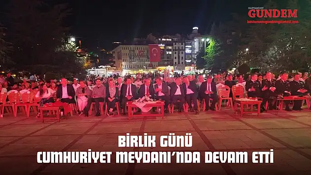 Birlik Günü Cumhuriyet Meydanı'nda Devam Etti