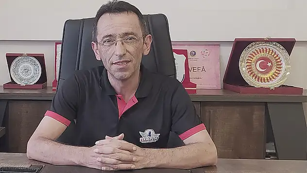 Birlik Vakfı Şube Başkanı Arslan: 'Her Eve, Her İş Yerine Bir Yerel Gazete Girmeli'
