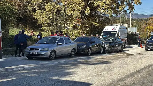 Bolu-Abant Yolunda Zincirleme Kaza
