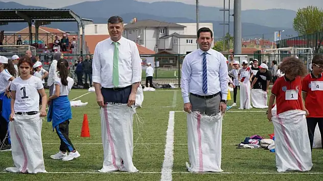 'Geleneksel Çocuk Şenliği' Renkli Görüntülere Sahne Oldu