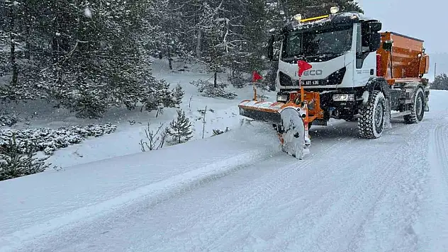 Bolu'da 486 Köy Yolundan 263'ü Ulaşıma Kapandı