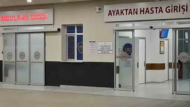 Bolu'da 5 kişi gıda zehirlenmesi şüphesiyle hastaneye kaldırıldı