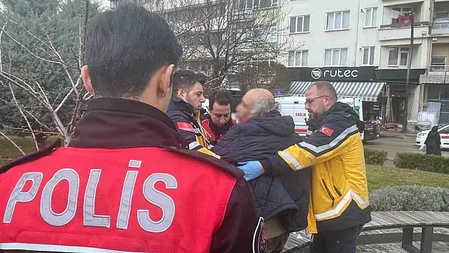 Yaşlı Adam Darp Edildi