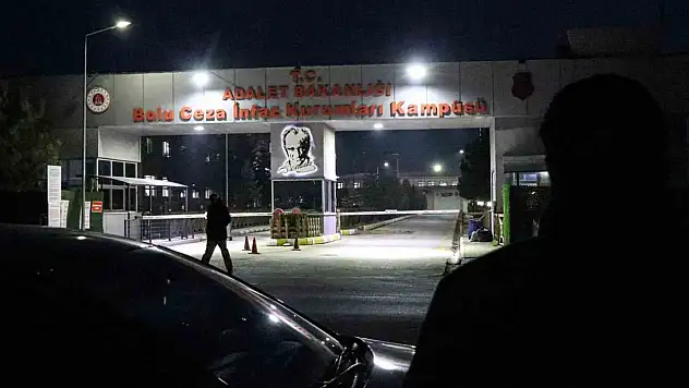 Bolu'da Cezaevinden Tahliyeler Başladı: 'Hepimiz Sevinçliyiz'