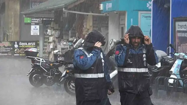 Bolu'da Kuvvetli Sağanak Hayatı Olumsuz Etkiledi
