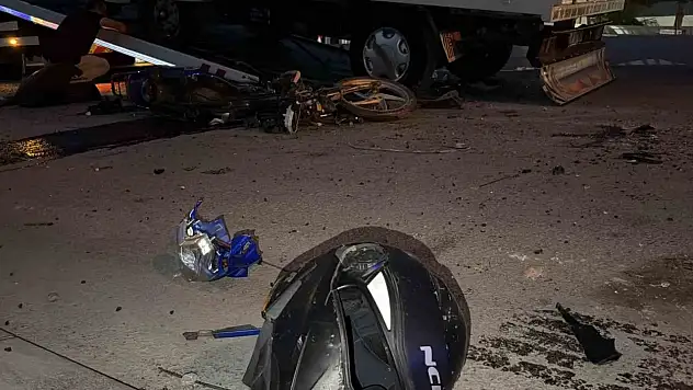 Bolu'da motosiklet ile kamyonet çarpıştı: 1 ölü, 1 yaralı