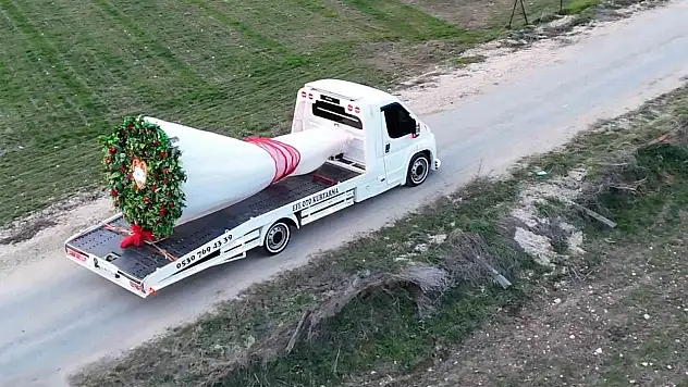Bolu'da Oto Kurtarıcıdan Görülmemiş Evlilik Teklifi