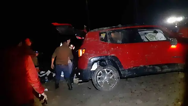 Bolu'da Otomobil Ciple Çarpıştı: 1'i Bebek 5 Yaralı
