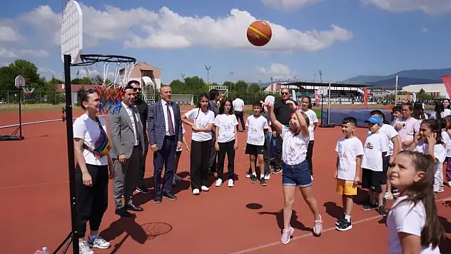 Bolu'da Ücretsiz Spor Okulları Başladı