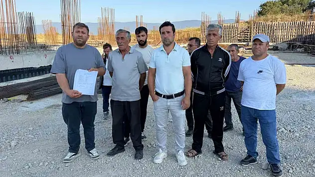 Bolu'da üniversite inşaatında maaşlarını alamayan işçiler 2 haftada 4 kez vince çıktı: '20 gündür yemek ve su yok'