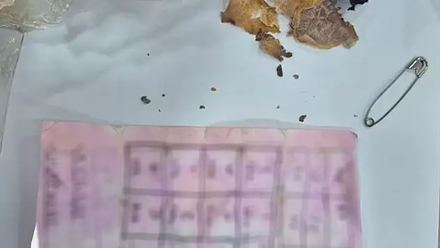 Bolu'da Yapı Marketin Raflarının Arasında Muska Çıktı