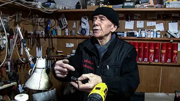 20 Metrekarede Altını Ziynete Dönüştürüyor