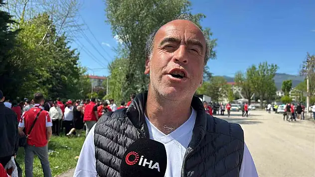 33 Yıllık Süper Lig Hasreti İçin 30 Otobüsle Yola Çıktı