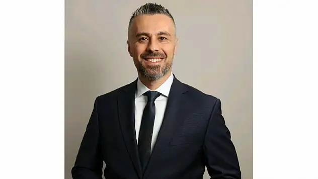 Bora Çapraz'dan Seçmenlere Teşekkür