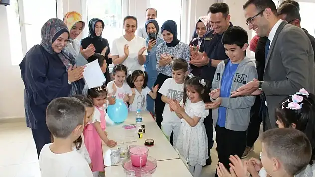 Boyabat'ta miniklerden bilim şöleni