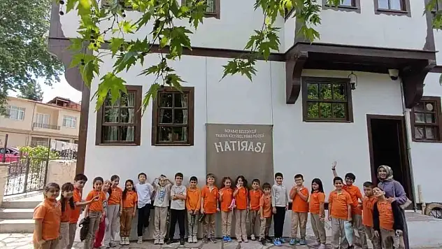 Boyabatlı minikler geçmişin kültürünü müzede keşfetti