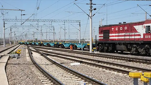 Bu Yıl 127 Yeni Nesil Milli Yük Vagonu Raylara İndi