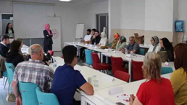 Bulaşıcı Hastalıklarla Mücadele Eğitimi Düzenlendi