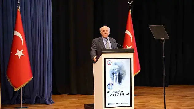 Büyük Mütefekkir Diriliş Şairi Sezai Karakoç, BEUN'da Anıldı
