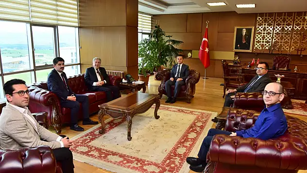 Büyükelçi Fazlı Çorman, Rektör Topal'ı Ziyaret Etti