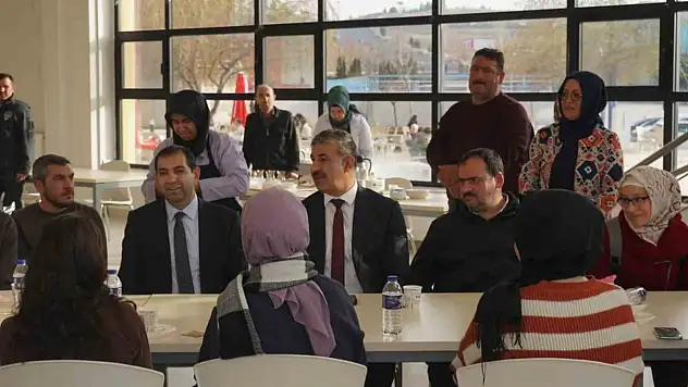 ÇAKÜ'de Engelli Öğrencilerin Eğitim Zorlukları Ele Alındı