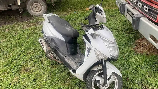 Çaldıkları Motosikleti Çalıştıramayan Hırsızlar Zarar Verip Bıraktı