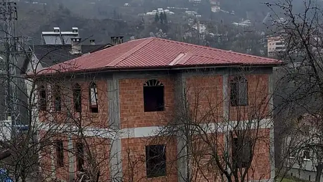 Camii İnşaatına Anlamlı Bağış