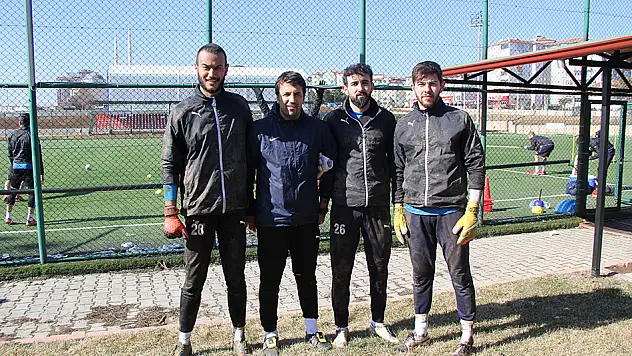 Çamura bulandılar!