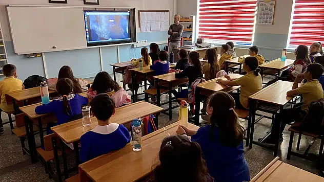Çanakkale Ruhu Geleceğe Taşınıyor!