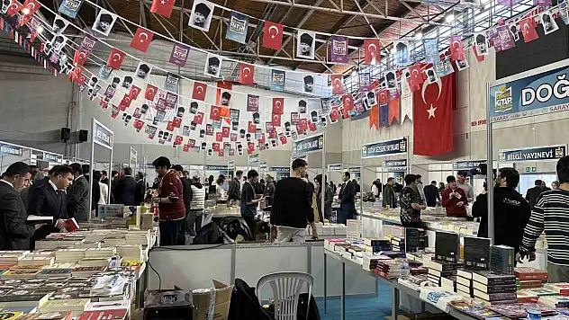 Çankırı 2. Kitap Günleri Kitapseverlere Kapılarını Açtı