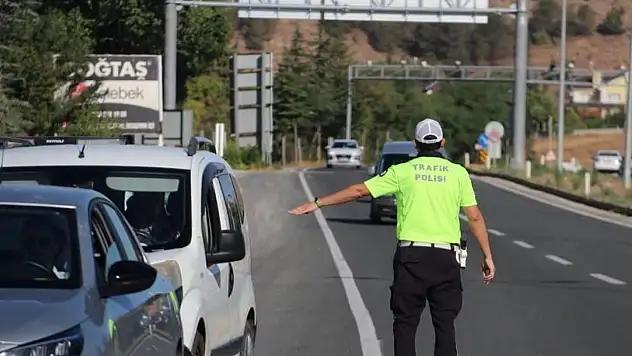338 Araç Trafikten Men Edildi