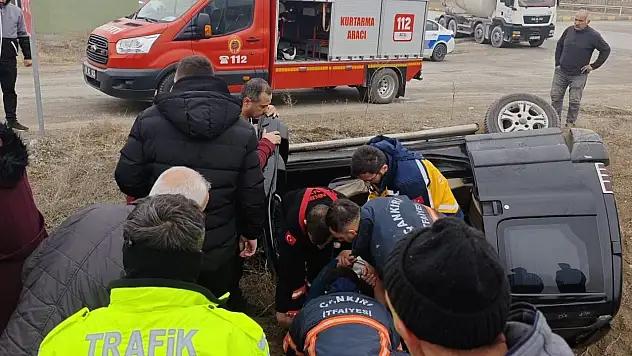 Çankırı'da O Araç Takla Attı: 4 Yaralı