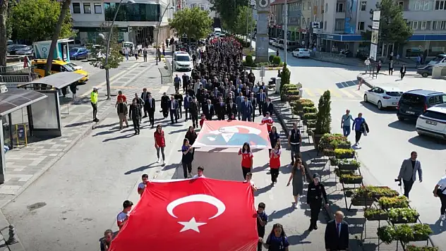 Çankırı'da Yüzlerce Vatandaş Kahramanlar İçin Yürüdü