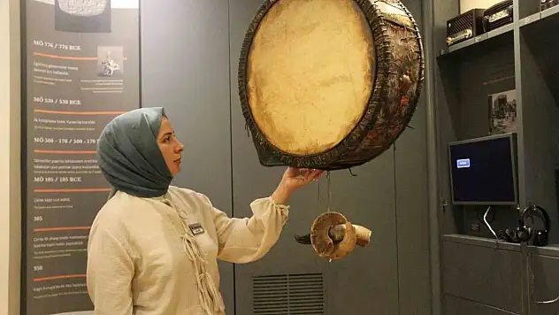İletişimin Serüvenine Tanıklık Ediyor