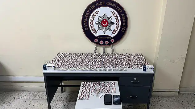 Çatalzeytin'de 2 bin 50 adet sentetik ecza ele geçirildi
