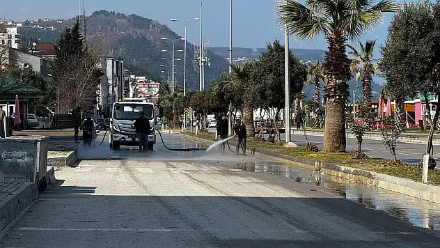 Çatalzeytin'de Bayram Öncesi Temizlik Seferberliği