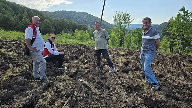 Çatalzeytin'de Köyüne Dönen Üreticiye Tarımsal Destek