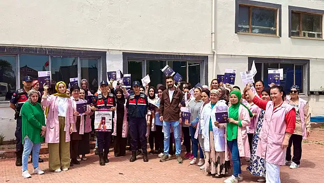 Çatalzeytin'de Tekstil İşçilerine Aile İçi Şiddetle Mücadele Eğitimi Verildi