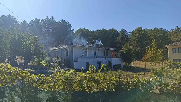 Kastamonu'da Bacadan Çıkan Yangın Korkuttu